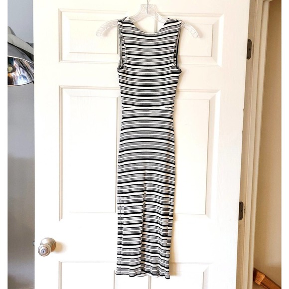 Women's Dress Size S with cut out at belly, body con, striped, mid-calf - Sexy! - Picture 3 of 6